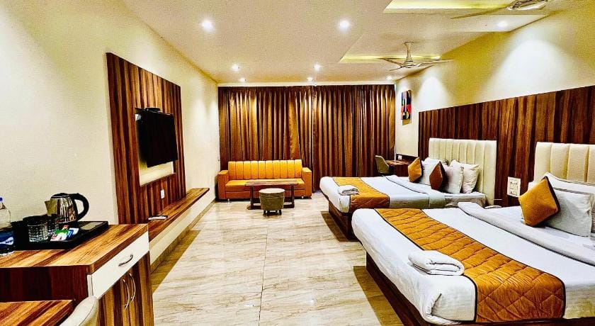 platinum resort Hotel in India