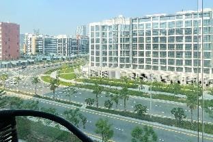 Lavish Studio "10 min Downtown" Apartment in Dubai