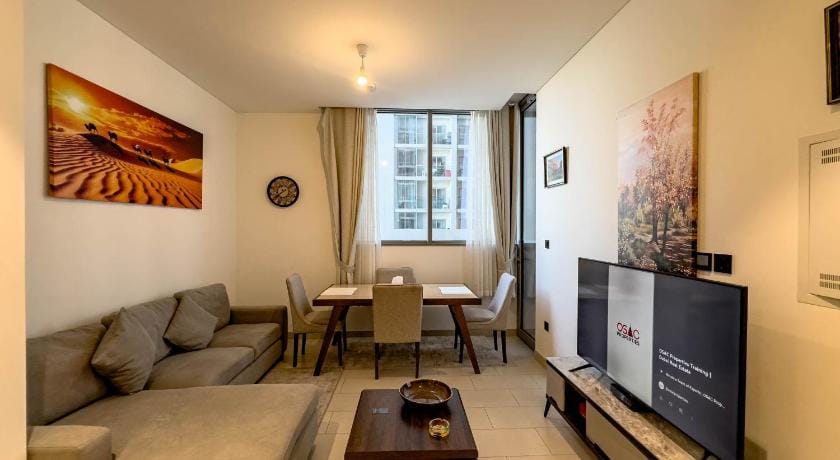 Elegant 1BR in Sobha Hartland Apartment in Dubai