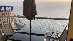 Damac Tower Apartment Sea View 17, Sea View Apartment in Damac Tower with Balcony, Floor Vacation rental in Jeddah