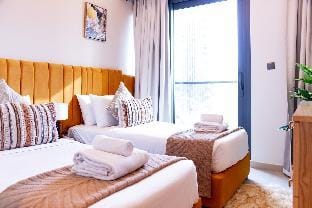 Luxury 4 BD | Full Burj Khalifa & Fountain View! Vacation rental in Dubai