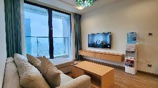 2Br Apt. Vinhomes Metropolis with city view Vacation rental in Hanoi