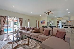 Beautiful 5 Bedroom Luxury Pool Villa Dream Escape Villa in Pattaya City