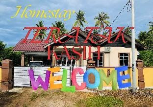 Teratak Kasih Vacation rental in Terengganu, Malaysia