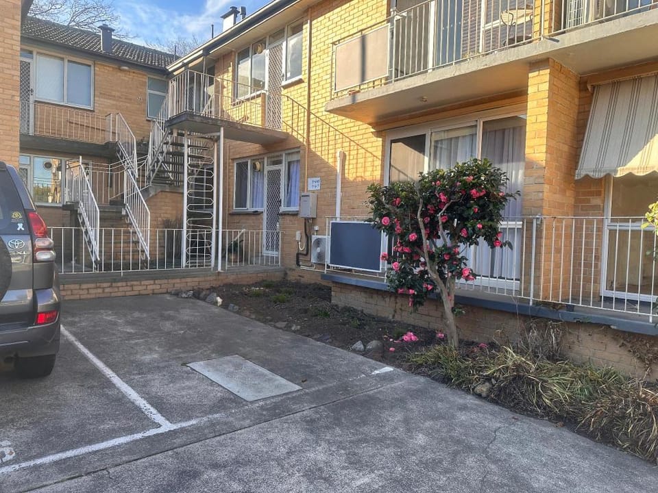 Peaceful apartment in Camberwell. Apartment in Melbourne