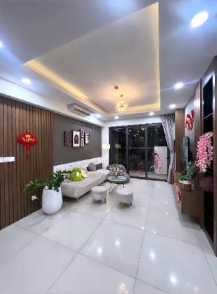 3 Bedroom Apartment Near Airport Apartment in Ho Chi Minh City