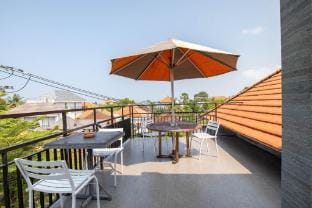 Double A House  Apartment in North Kuta