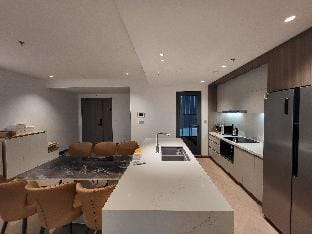 Căn hộ Han Jardin Ngoại giao đoàn 4 phòng ngủ Apartment in Laos