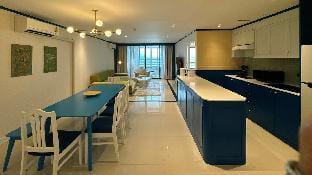 Jomtien Beachfront 3BR Apartment, Pattaya Apartment in Pattaya City