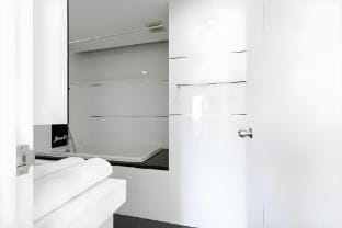 Beautiful Apartment in the Middle of Sukhumvit Apartment in Bangkok