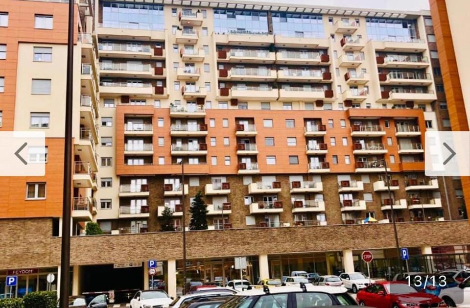 Azzurro lux Hotel in Belgrade