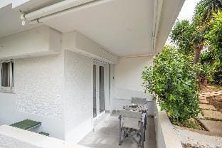 Bright & Breezy Glyfada Studio Apartment in South Athens