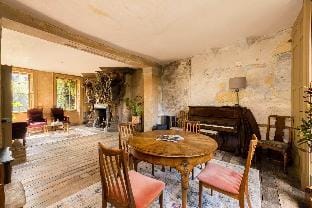 Extraordinary Grade II-listed early Georgian Home Vacation rental in London Borough of Hackney