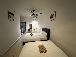 Mansion One Seaview|Georgetown|6-8pax|Gurney drive Apartment in George Town