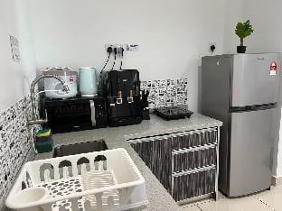 Mansion One Seaview Modern Georgetown  6-8pax Apartment in George Town