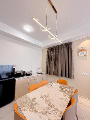 Urban Suites | 9 Adults | Georgetown Penang Apartment in George Town