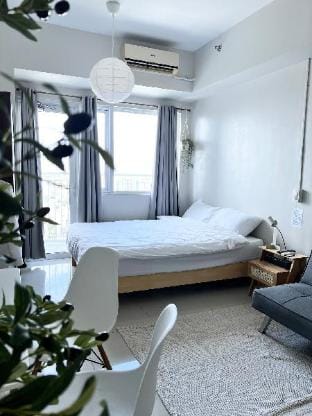 Makati Escape Studio Apartment in Makati