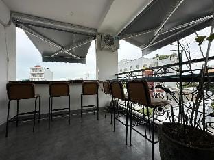 Nineties homestay Vacation rental in Laos