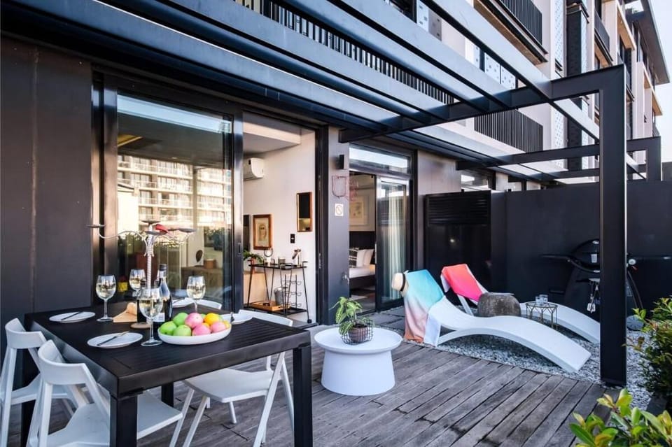 Contemporary & Charming Apartment The Urban Edge Apartment in Cape Town
