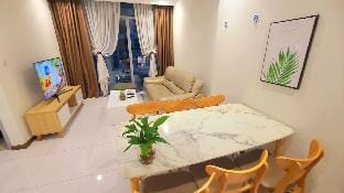 Landmark 5, Best Location, Luxury Bed, River View Apartment in Ho Chi Minh City