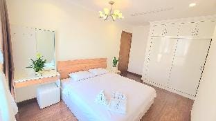 Landmark 5, Royal Floor 46, River View, Clean Apartment in Ho Chi Minh City