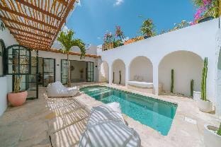 Villa Aurelia 2 bedrooms private pool Villa in North Kuta