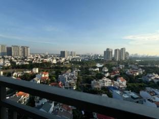 Sun Avenue - Cozy apartment with river view Apartment in Ho Chi Minh City
