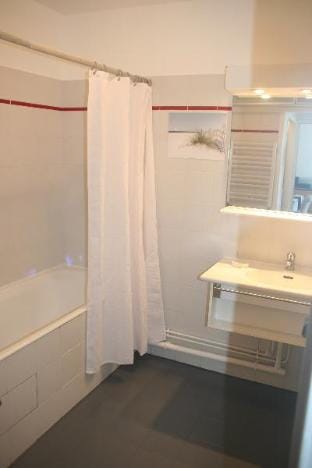 Blue Haven Sèvres Vue jardin Vacation rental in Saint-Cloud