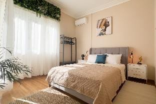 Grandeur in Kolonaki: Aristocratic 2-Bed Retreat Vacation rental in Athens