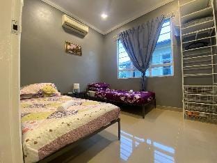 Home Sweet Home @ Villa Asha Shaffea, Kota Bharu Vacation rental in Malaysia