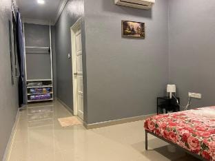 Home Sweet Home @ Villa Asha Shaffea, Kota Bharu Vacation rental in Malaysia