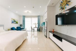 Homestay Vinhomes Dcapital 119 Tran Duy Hung  Apartment in Laos