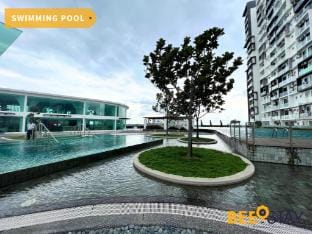 Klang Maple Suite Swimming Pool View 3 Bedroom Apartment in Selangor, Malaysia