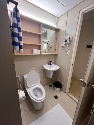 Orchid-Modern Avida Towers Unit w/ Pool Access Apartment in Lapu-Lapu City