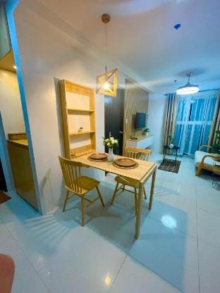 Bamboo Bay Cebu - 1 BR near SM & IT Park - N/P Apartment in Lapu-Lapu City