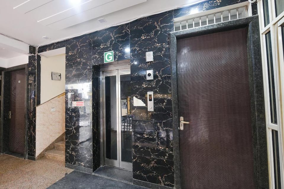 Via Moon Light Hotel in Delhi