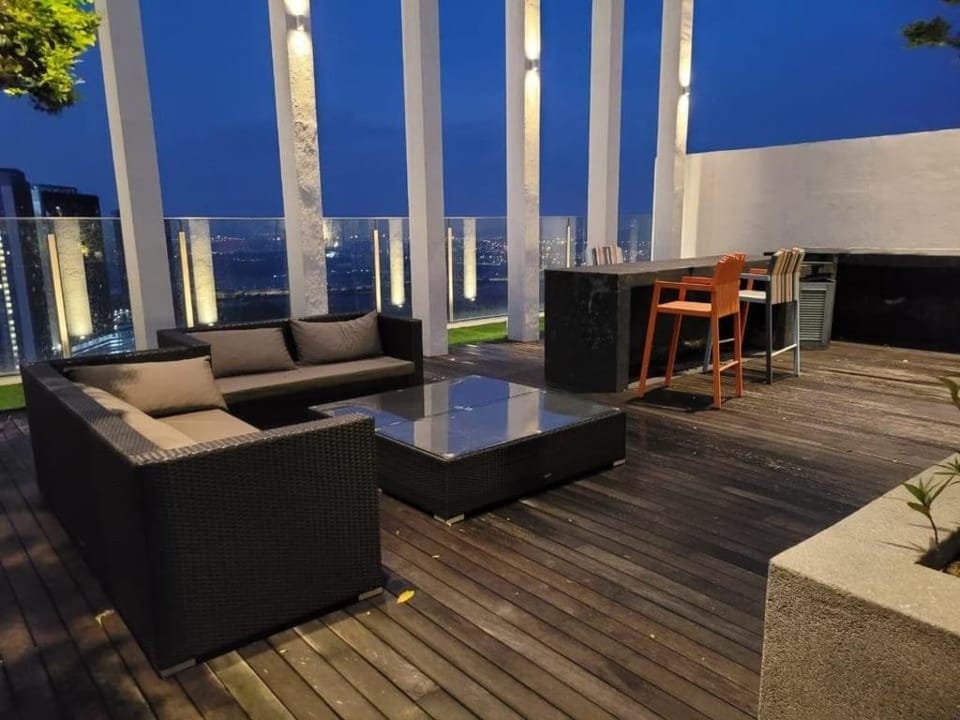 GM 2904 Couple Cozy Netflix 100mbps BySTAY Apartment in Johor