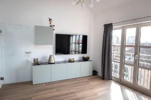 Penthouse am Stadtwald mit Ausblick, EBK, WLAN Apartment in Hanover