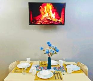 MG CRIB AZURE STAYCATION Apartment in Paranaque