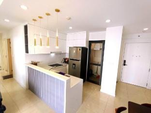 Vinhomes*D'capitale*Family - 12*peoples Apartment in Laos