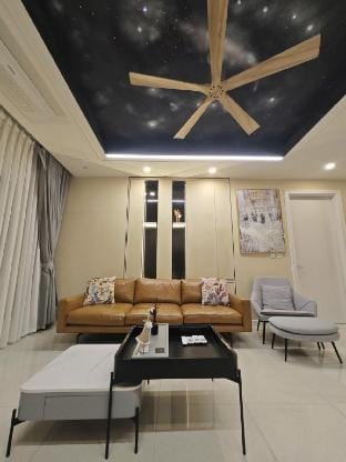 Luxury 3 bedrooms Starlake Daewoo. Apartment in Laos