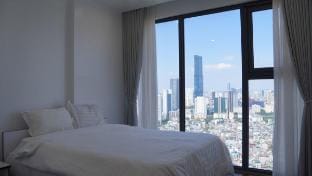 Tầng cao view landmark 72 The Matrix One. Apartment in Laos
