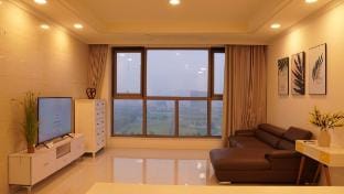 Chỉ 5 phút đến hồ tây 6brs siêu rộng starlake. Apartment in Laos