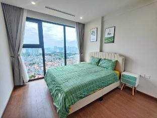 Căn Hộ Siêu Rộng 8Brs Công Viên Mỹ Đình Apartment in Laos