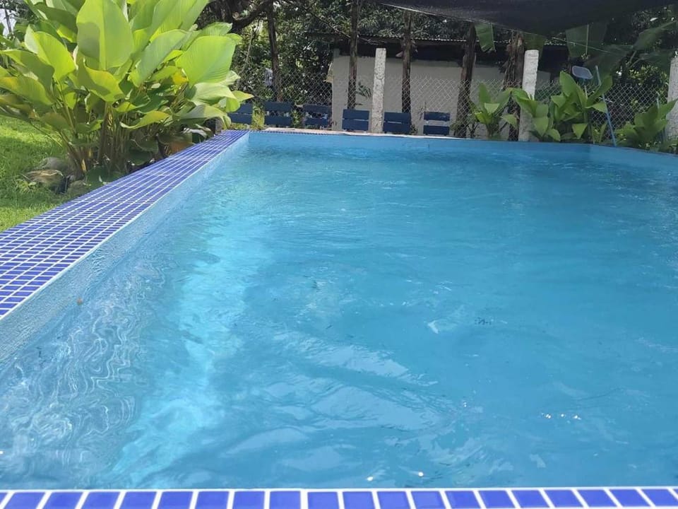 Apong Martina's Guest House La Union Hotel in La Union