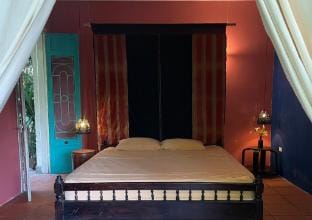 Huyen Luong Son Apartments Apartment in Laos