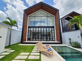 Stylish Canggu 3 Beds Villa - Casa Josephine Villa in North Kuta