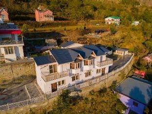 Peace Stay - Lake View 2BHK Villa Villa in Uttarakhand