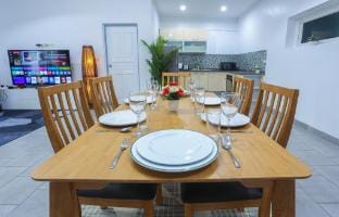 C1  Coastal Chic Haven –  with Private Pool Villa in Pattaya City