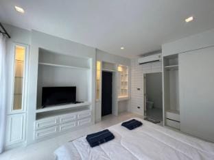 Baan Pool Villa Chonburi Villa in Chon Buri Changwat